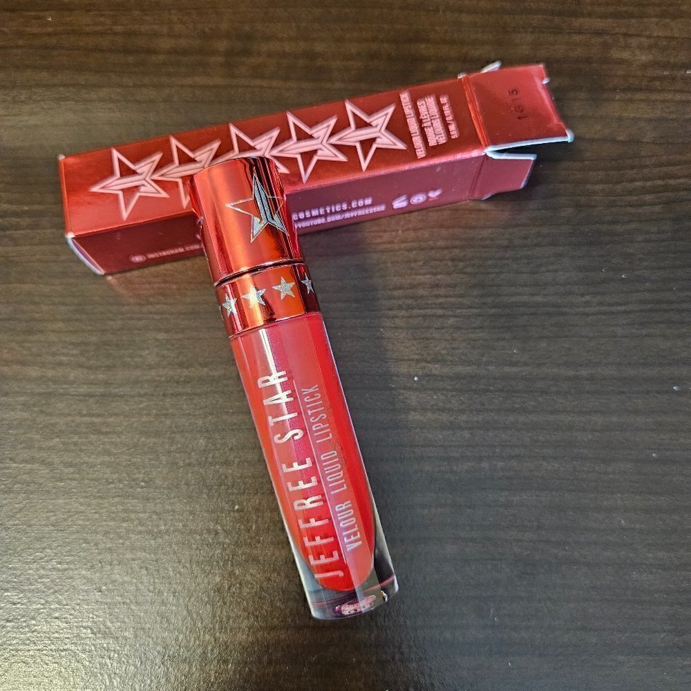 Jeffree Star Velour Liquid Lipstick in Pink Kitten (NIB)